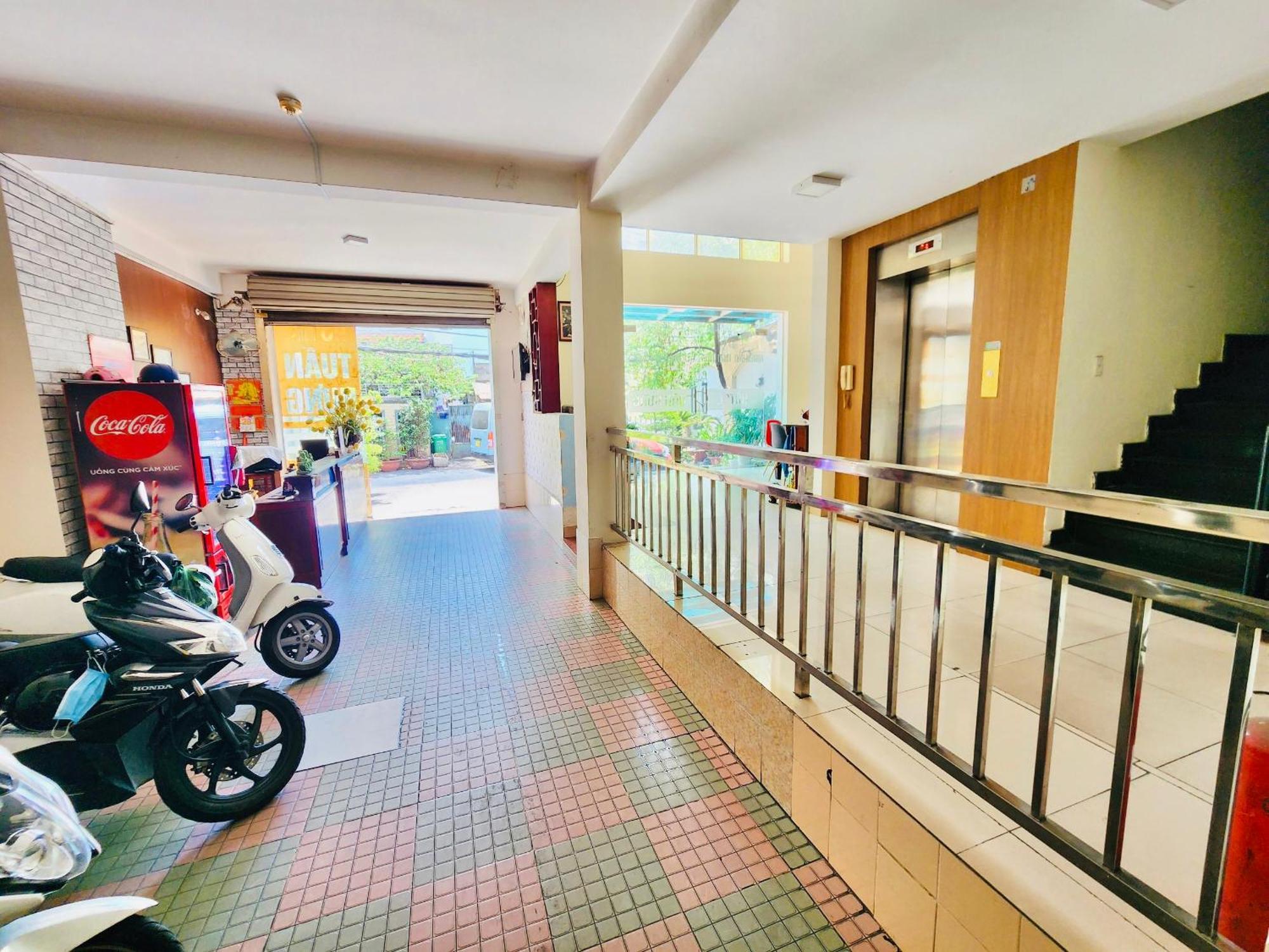 Tuan Hung Hotel Hcm ホーチミン市 エクステリア 写真